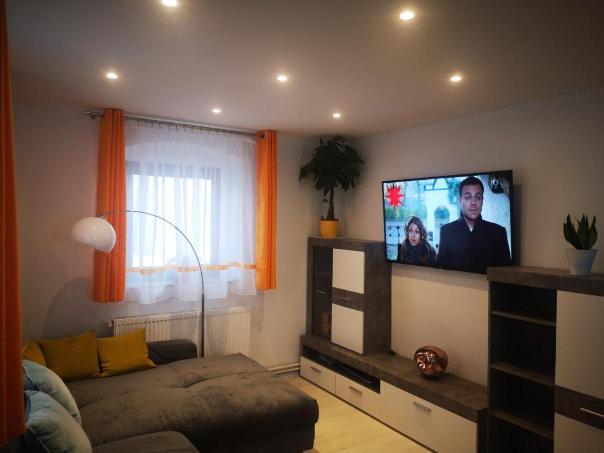 Ferien- Und Businesswohnung Relax Im Ersten Stock Sonnen Exteriör bild