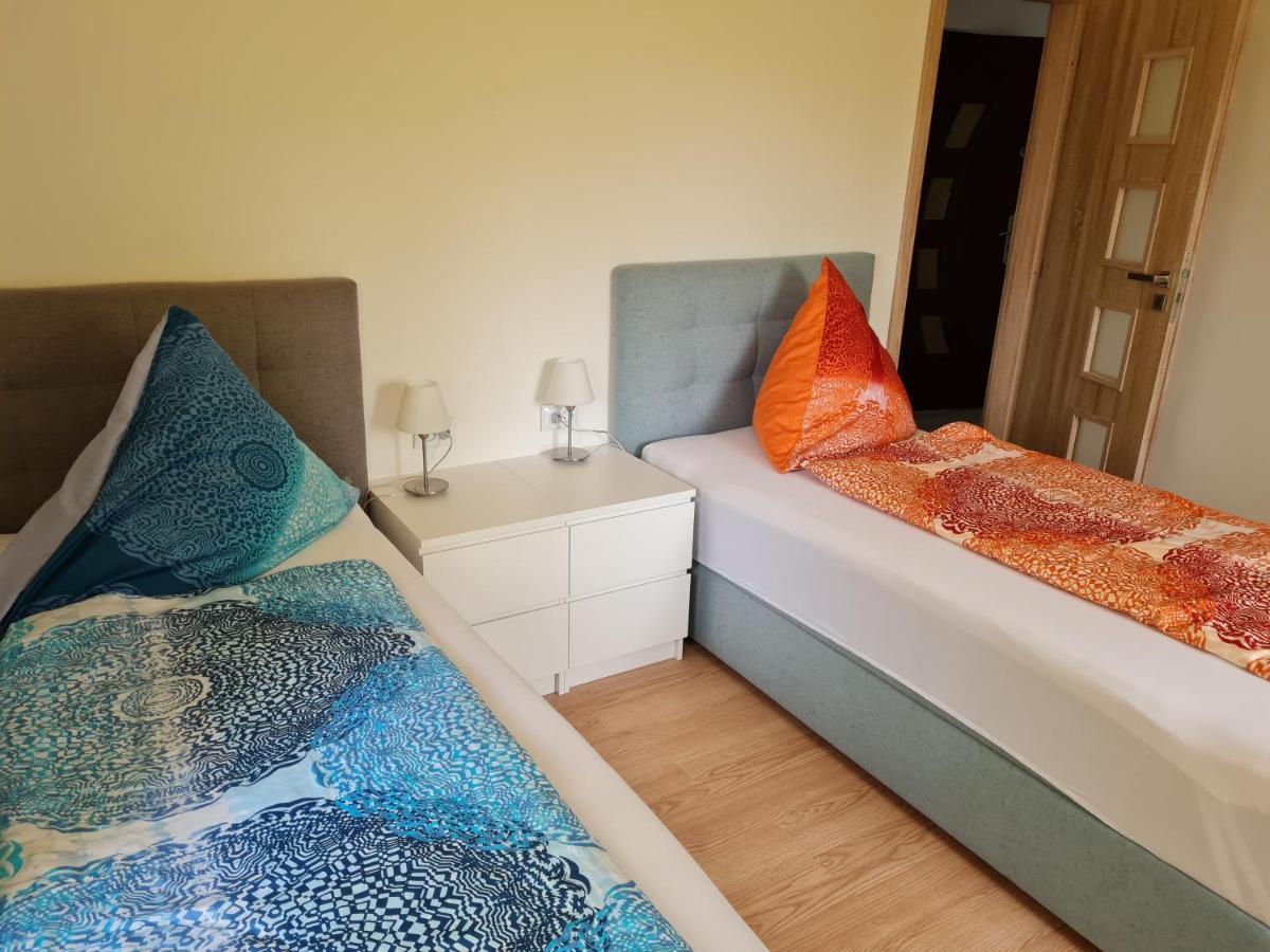 Ferien- Und Businesswohnung Relax Im Ersten Stock Sonnen Exteriör bild