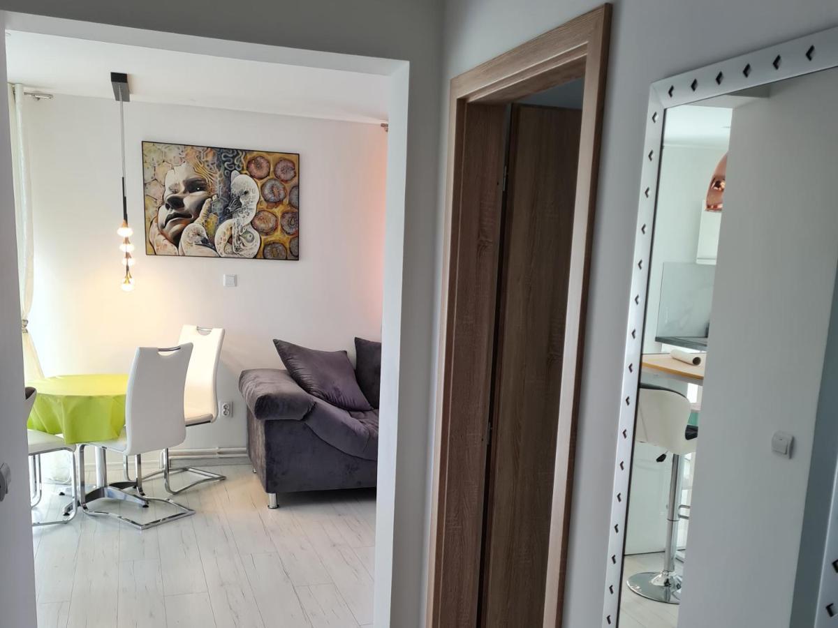 Ferien- Und Businesswohnung Relax Im Ersten Stock Sonnen Exteriör bild