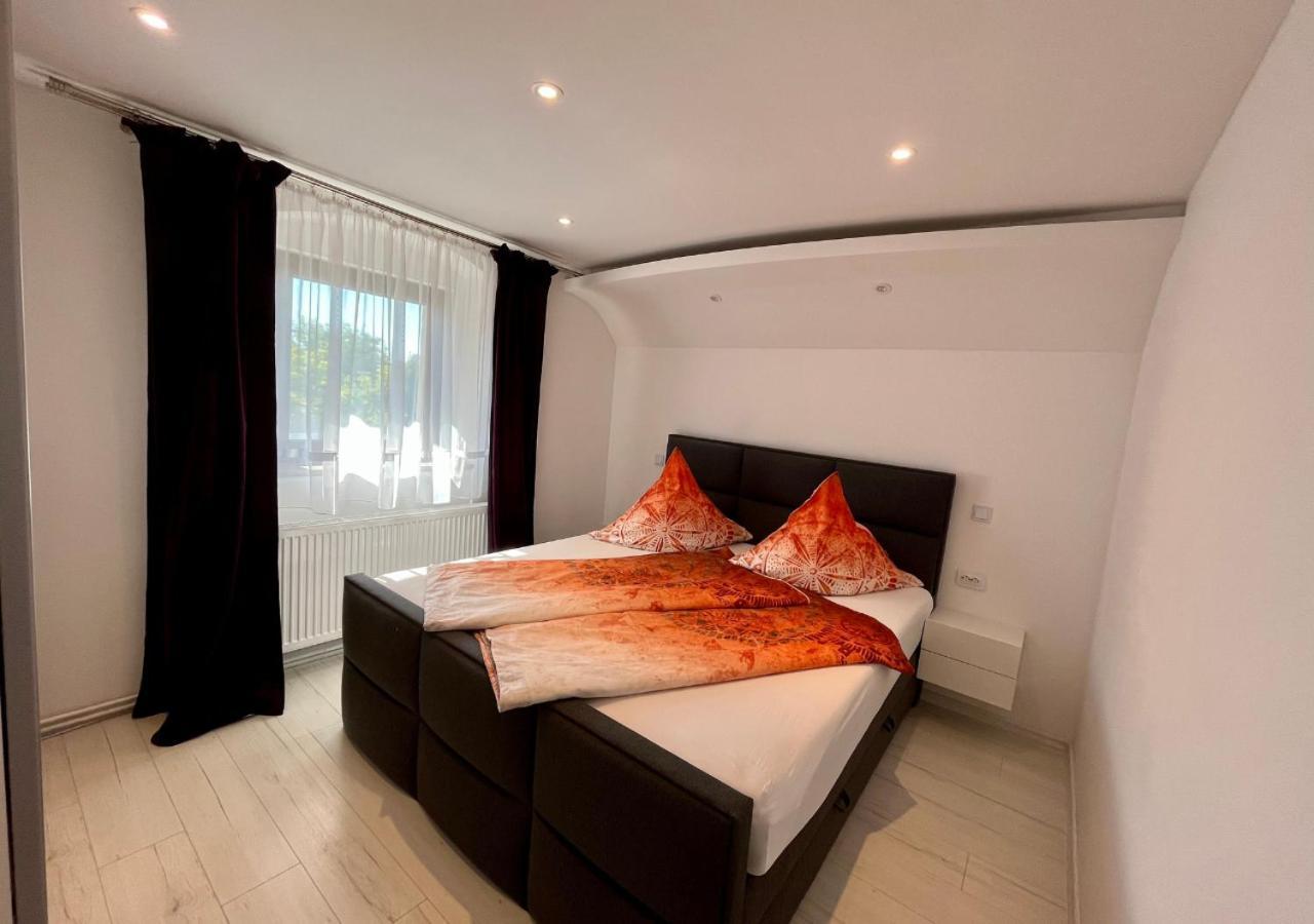 Ferien- Und Businesswohnung Relax Im Ersten Stock Sonnen Exteriör bild